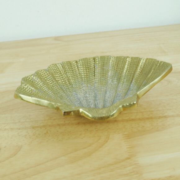 Vintage Shell Ashtray Trinket Dish Gold Tone Aluminum Ihi India Coastal Beach - Picture 5 of 10